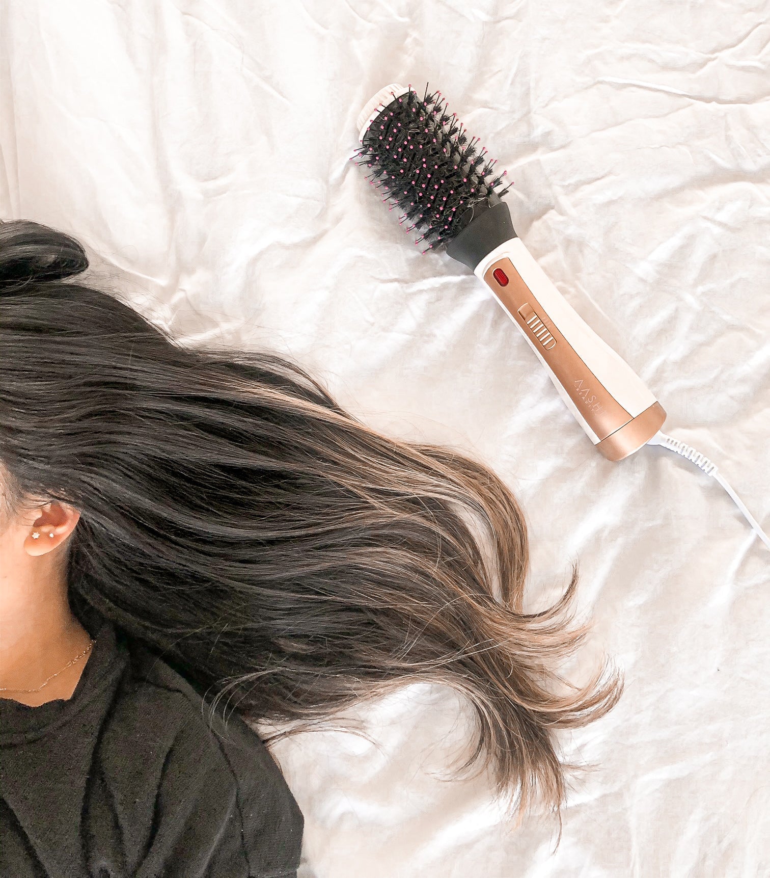 Beyond Blowout Brush - Aashi Beauty