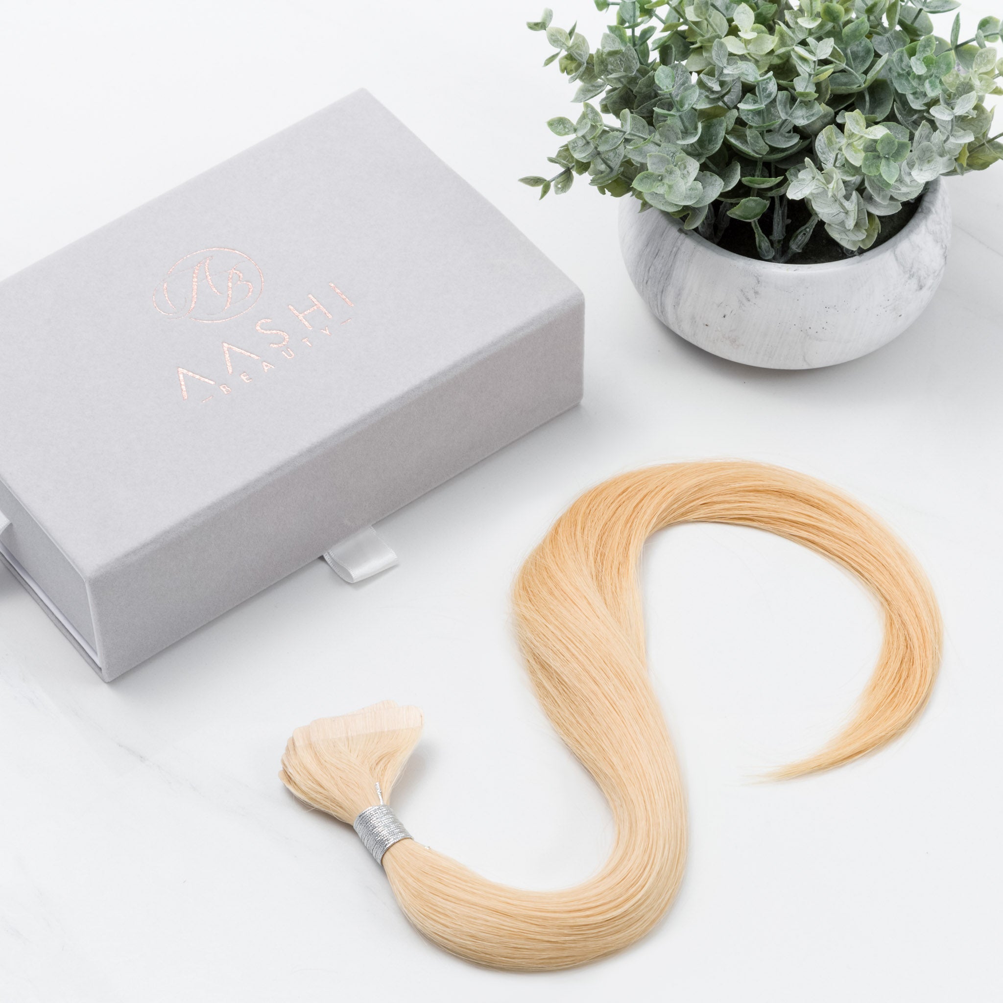 Golden Blonde (#24) Tape-In - Natural Drawn (thin) - Aashi Beauty