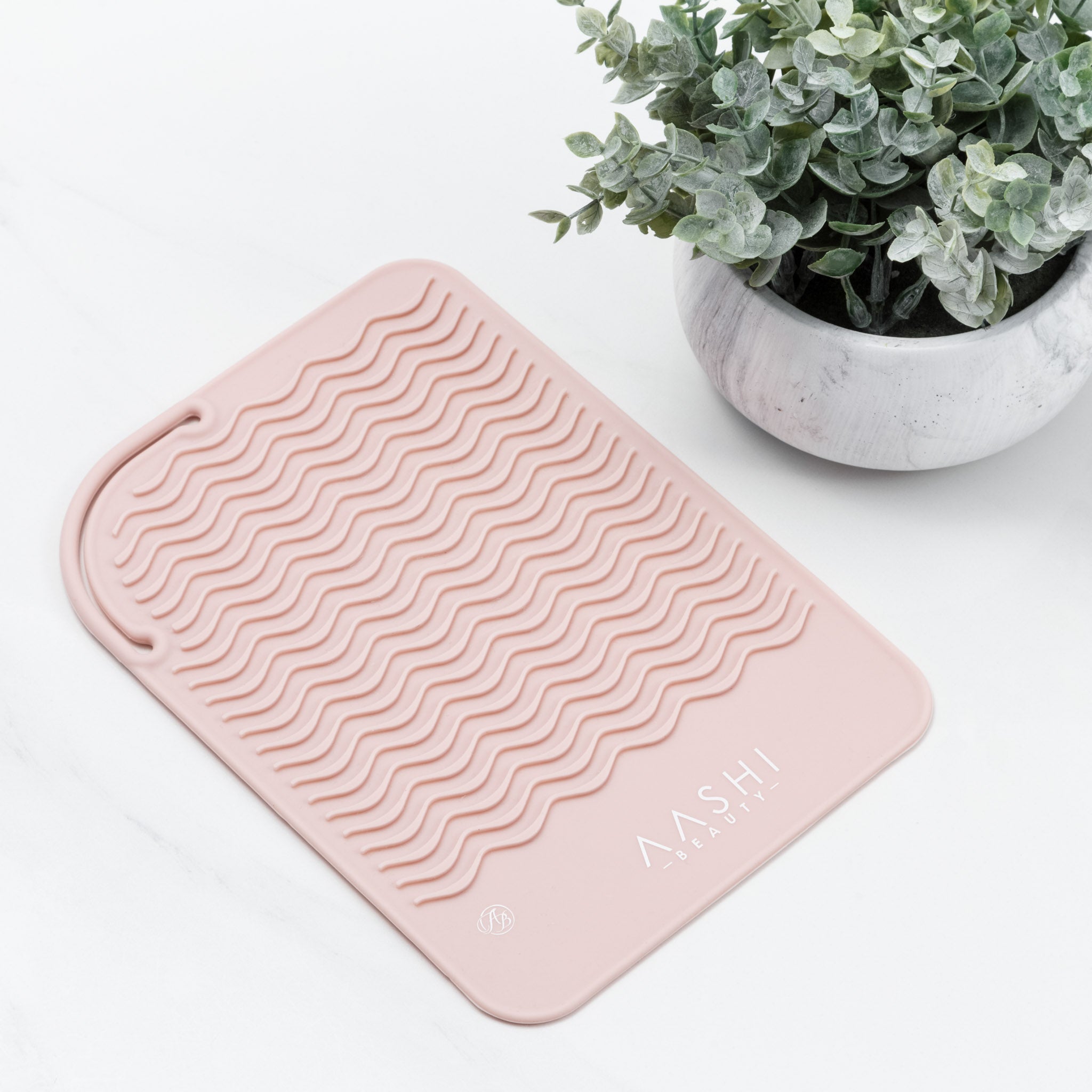 Colortrak Heat-Resistant Styling Station Mat, Silicone Mat Prevents Work  Surfaces from Heat Damage of Styling Tools, Prevent Tool from Falling or